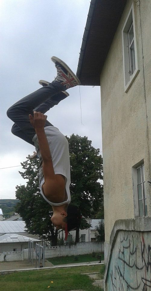 dragos minut husi parkour