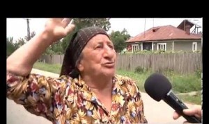 baba bunica microfon